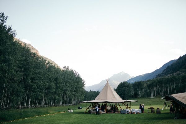 under-the-sky-tipi-style-tents-gallery-035