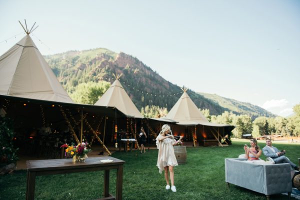 under-the-sky-tipi-style-tents-gallery-039